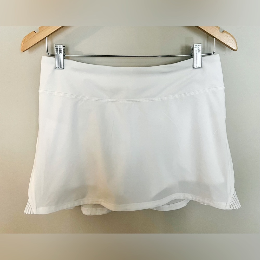Lululemon Athletica Womens White Play Off The Pleats Skirt Size 6